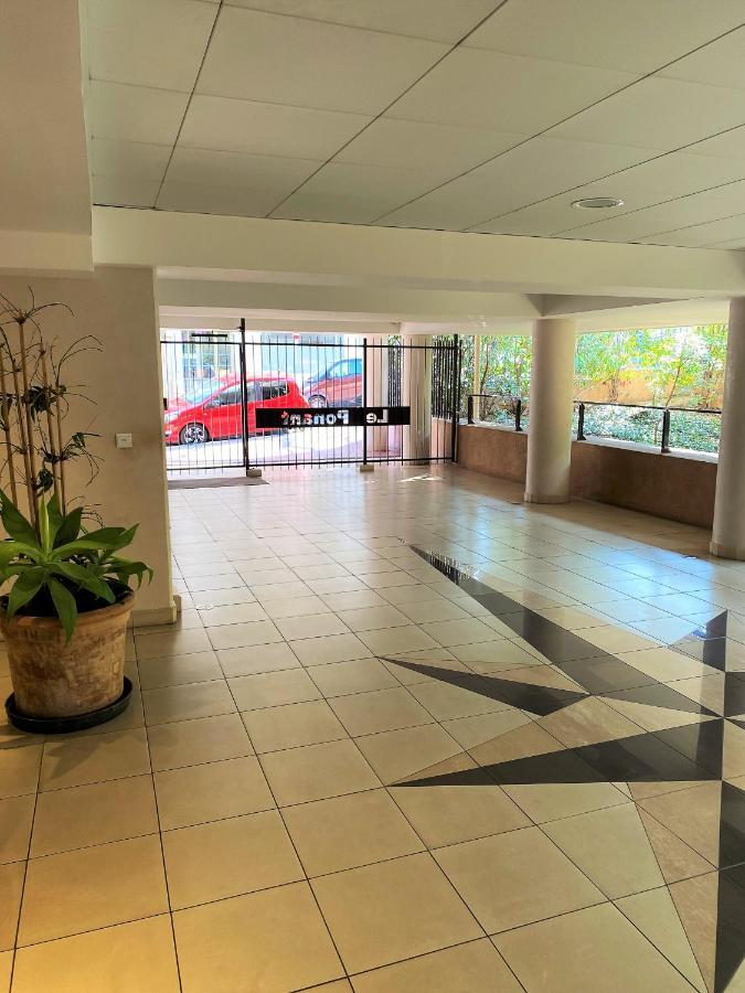 T2 Proche De La Gare, A 10 Minutes A Pieds De La Croisette, Piscine & Parking Dans Residence De Haut Standing Cannes Buitenkant foto