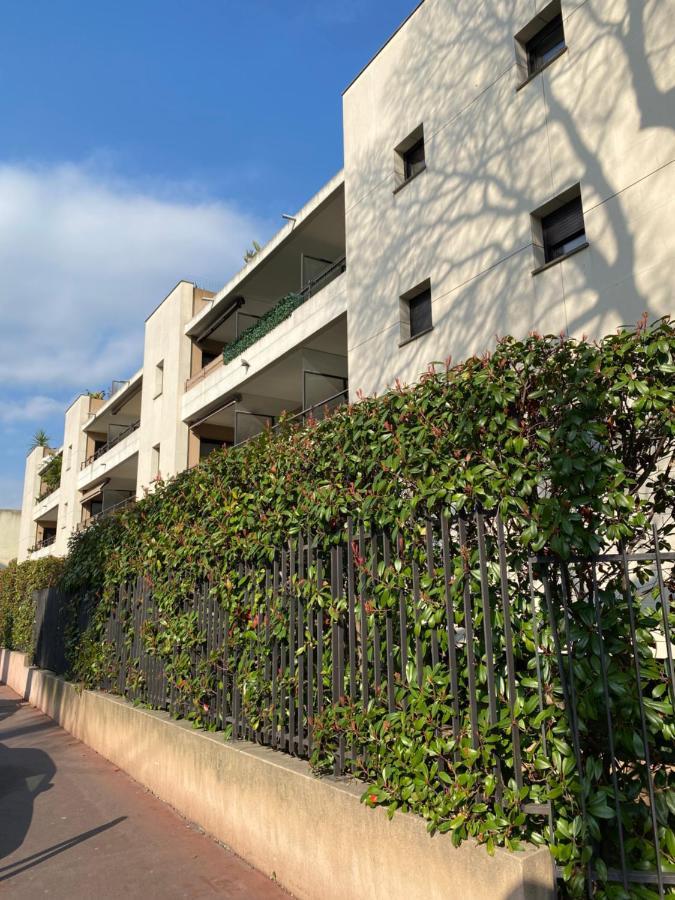 T2 Proche De La Gare, A 10 Minutes A Pieds De La Croisette, Piscine & Parking Dans Residence De Haut Standing Cannes Buitenkant foto
