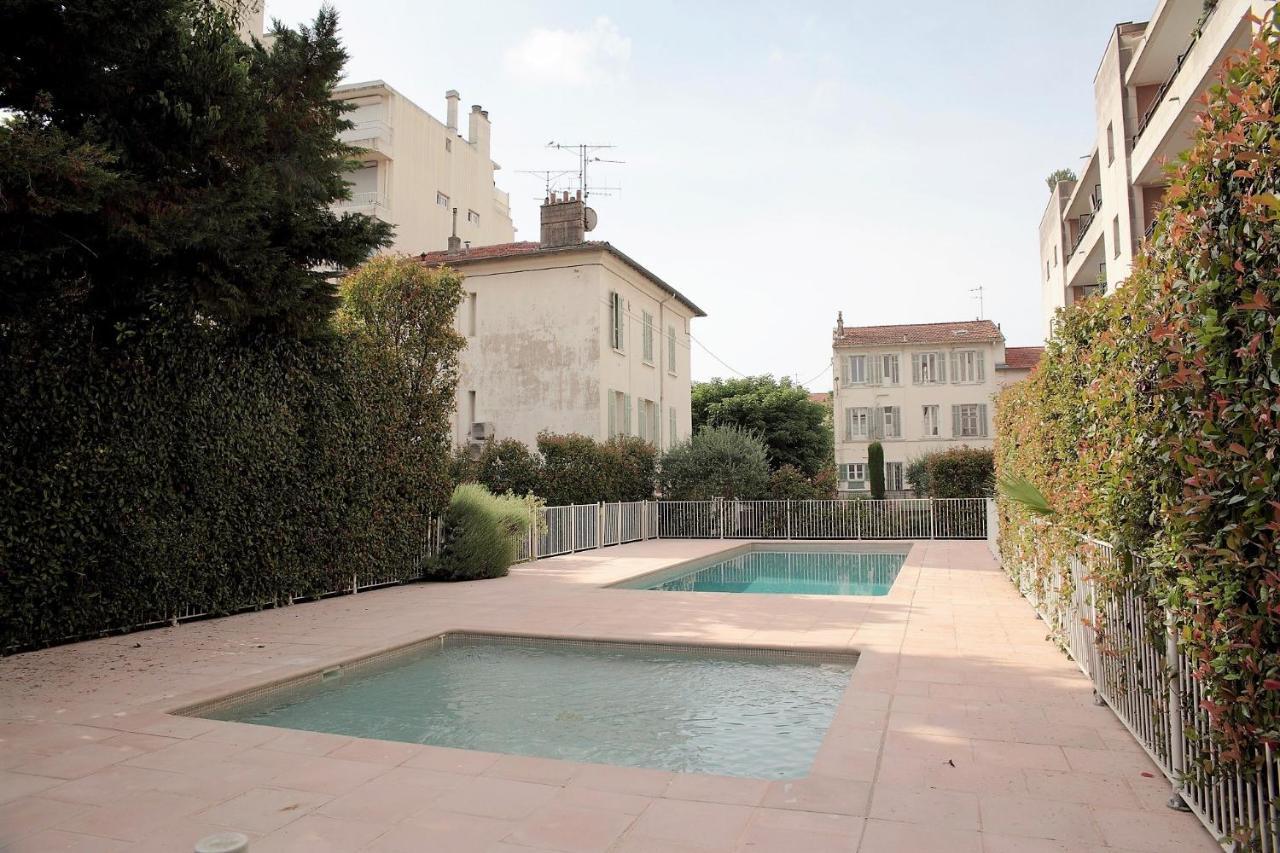 T2 Proche De La Gare, A 10 Minutes A Pieds De La Croisette, Piscine & Parking Dans Residence De Haut Standing Cannes Buitenkant foto